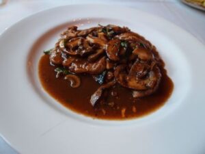 Nonna's veal scallopini